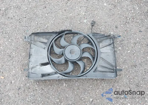 2016 Ford Focus Se из США, поврежденный, VIN 1FADP3F24GL242148